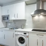 Hotel apartamentowy Insidehome - Catedral 3*