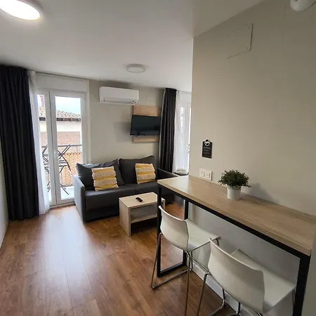 Insidehome - Catedral 3* Palencia
