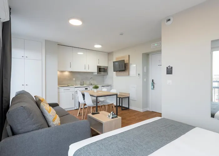 아파트호텔 Insidehome - Catedral 4*